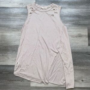 098 Distressed LUSH tank